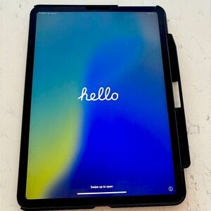 This gently used 11-inch iPad Pro (3rd gen) 128 gb with cell,Apple pencil,case